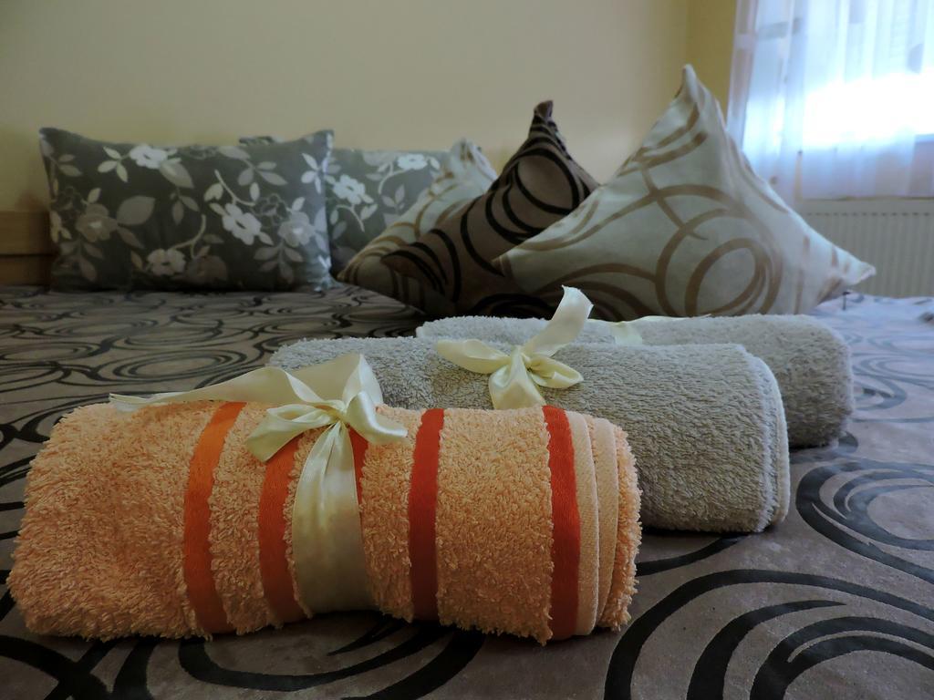 B&B Zmajevo Gnezdo 021 Kamanc Szoba fotó