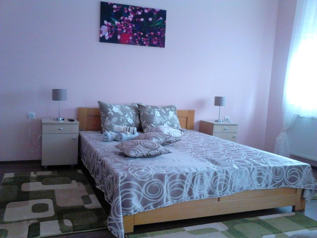 B&B Zmajevo Gnezdo 021 Kamanc Kültér fotó