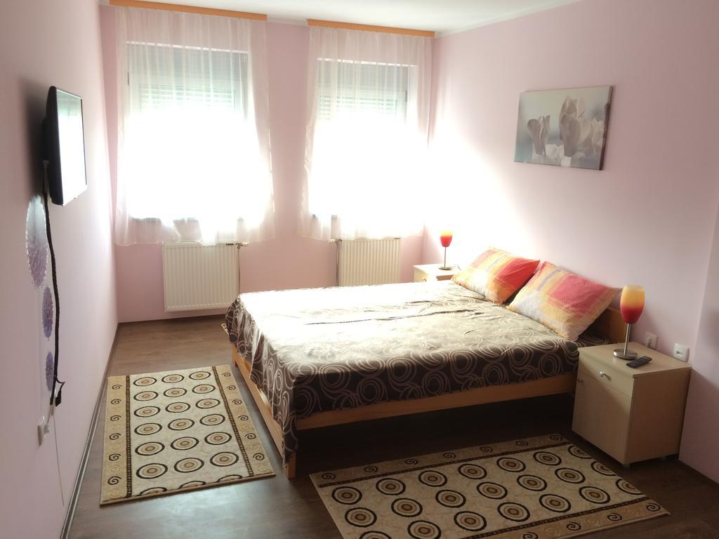 B&B Zmajevo Gnezdo 021 Kamanc Kültér fotó