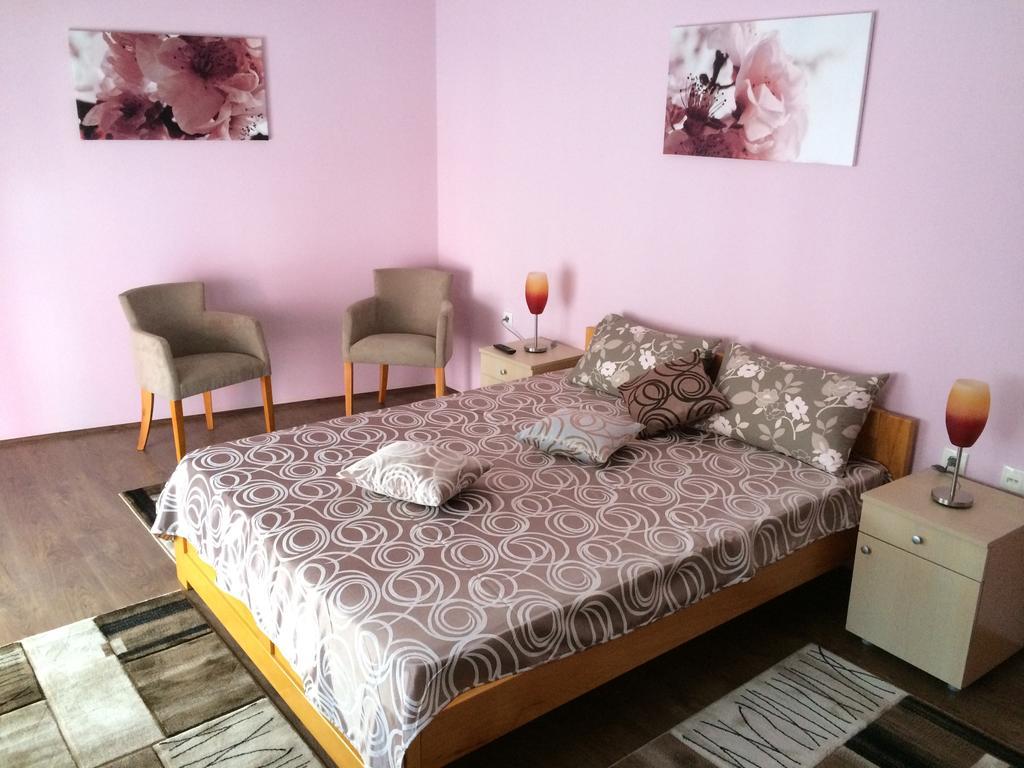B&B Zmajevo Gnezdo 021 Kamanc Szoba fotó