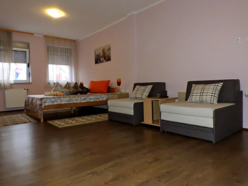 B&B Zmajevo Gnezdo 021 Kamanc Kültér fotó